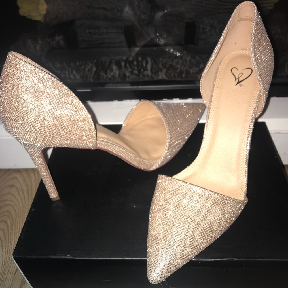 Windsor Gold Glitter Heel